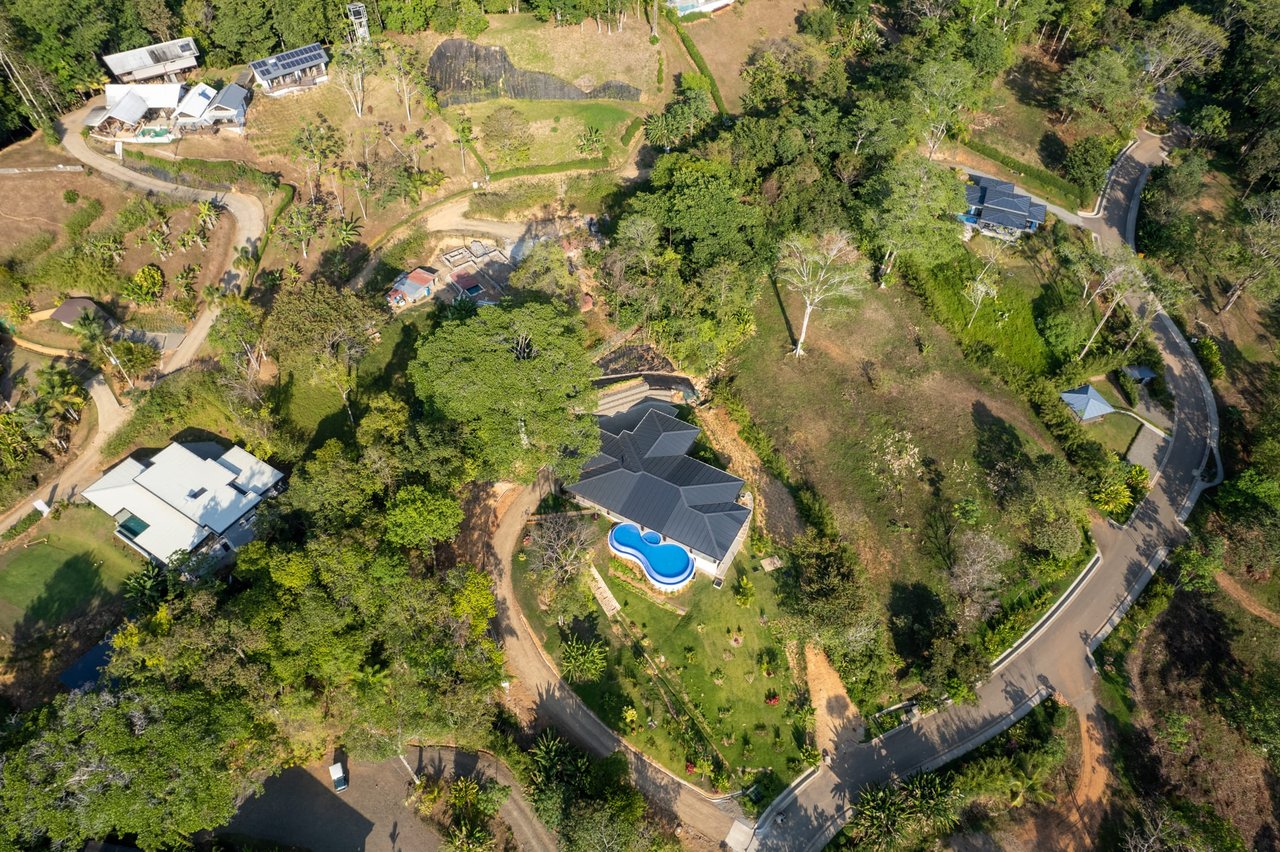 Luxury Estate at Dulce Pacifico