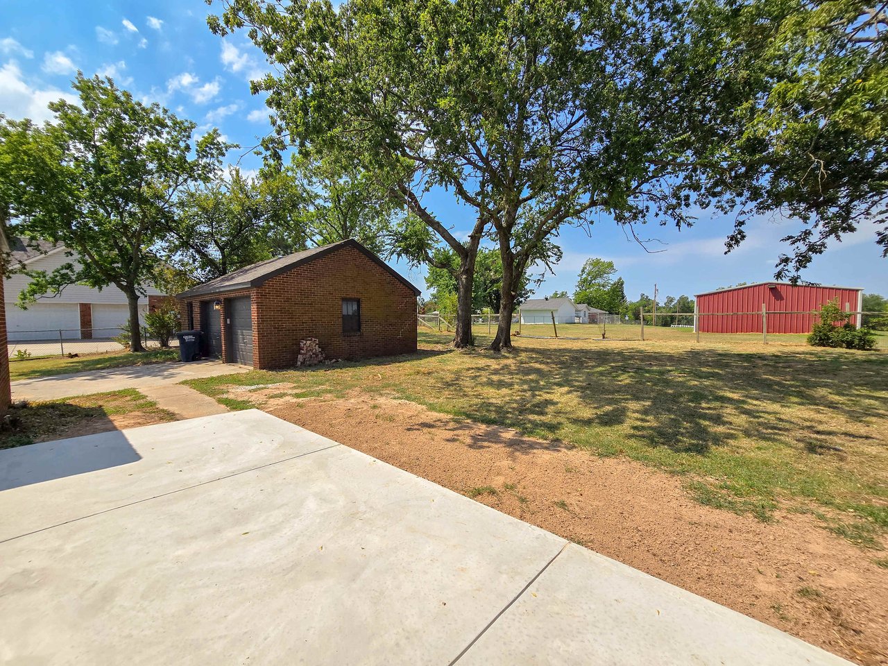 3602 N Union AVe