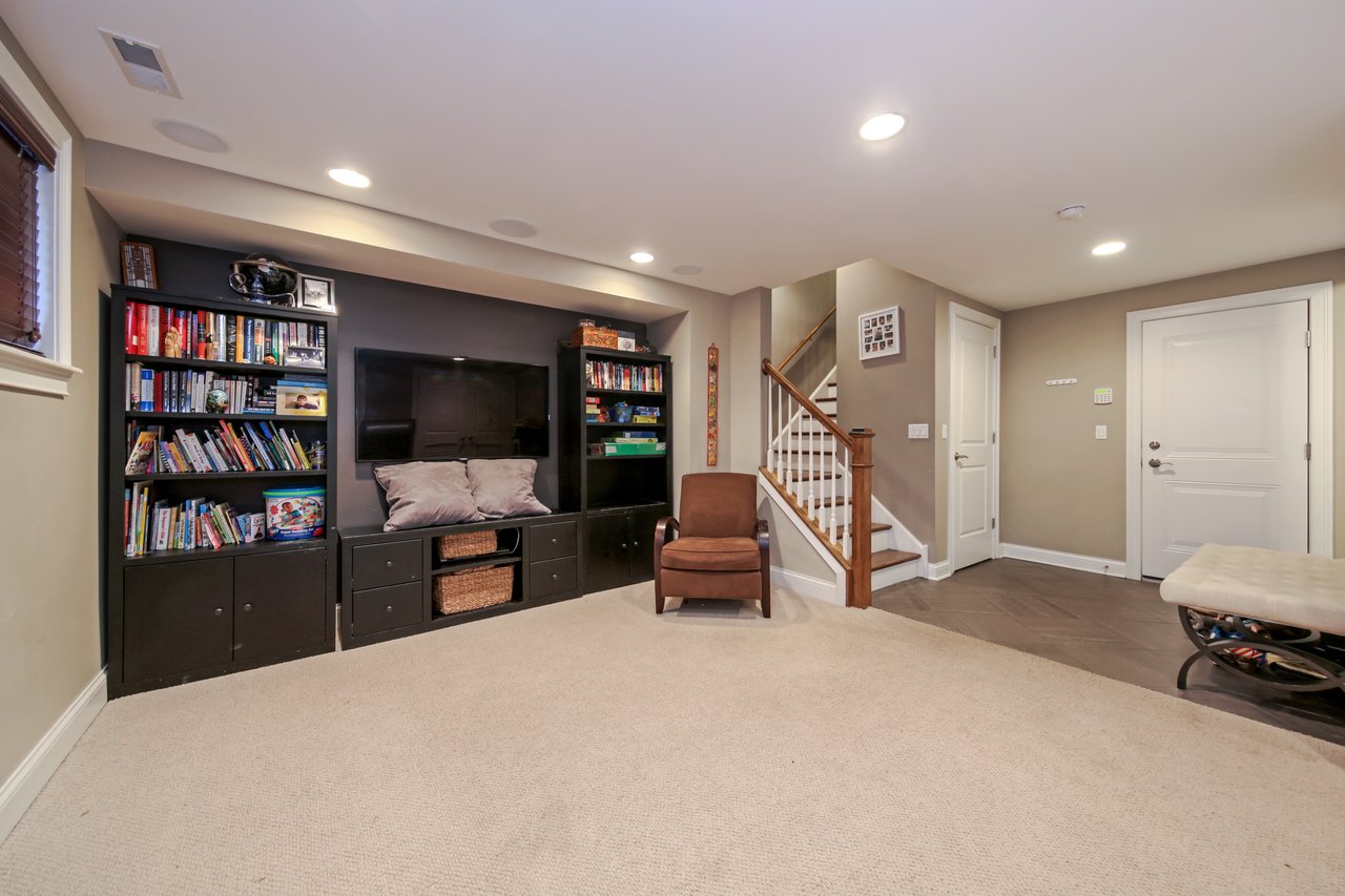 This stunning townhome is located in the heart of Bucktown