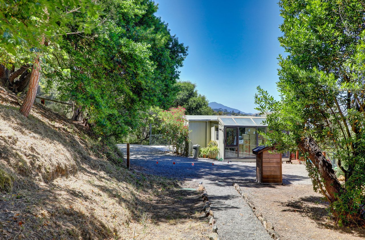 Paradise Retreat