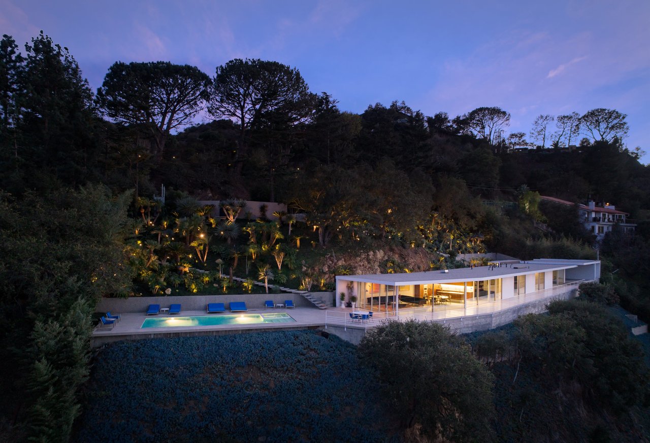 Contemporary Modern View Home