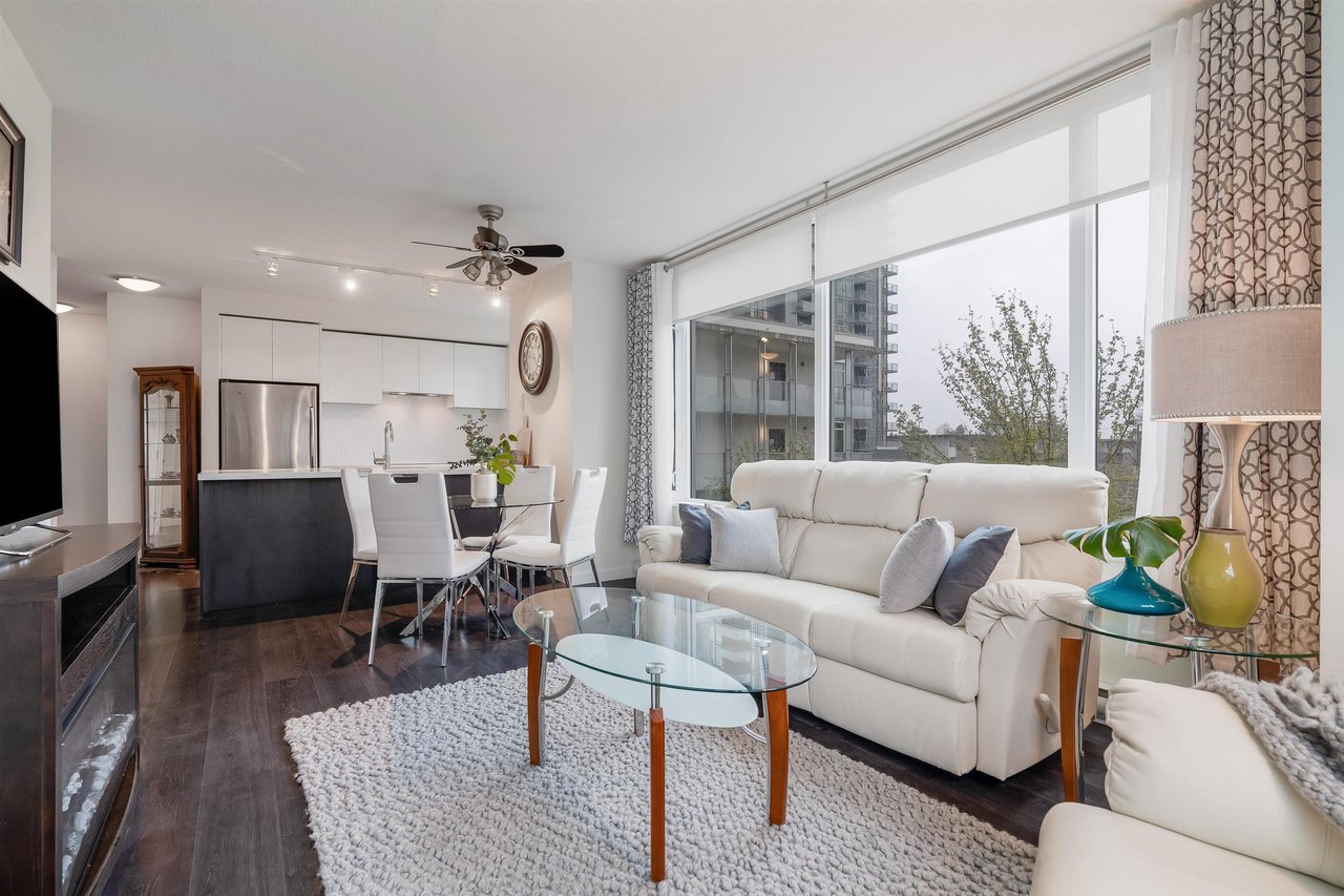 308-6333 Silver Ave