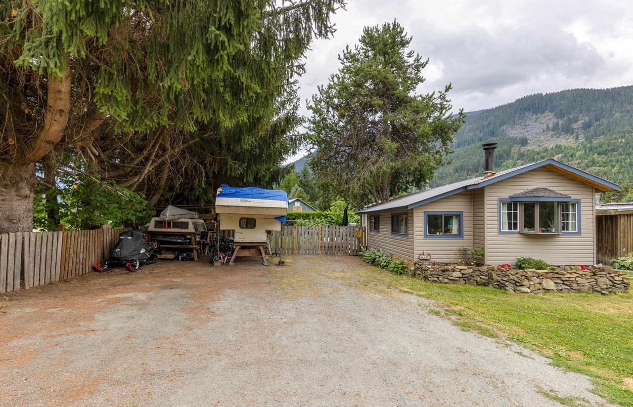 1-7617 Pemberton Meadows Rd