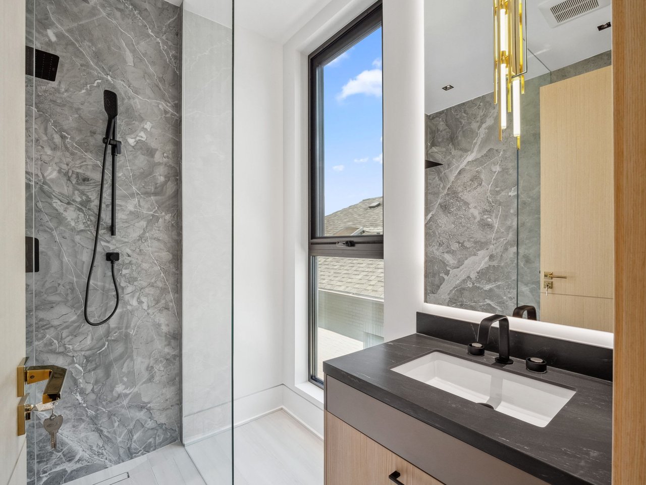 SOLD: Newly Built Masterpiece