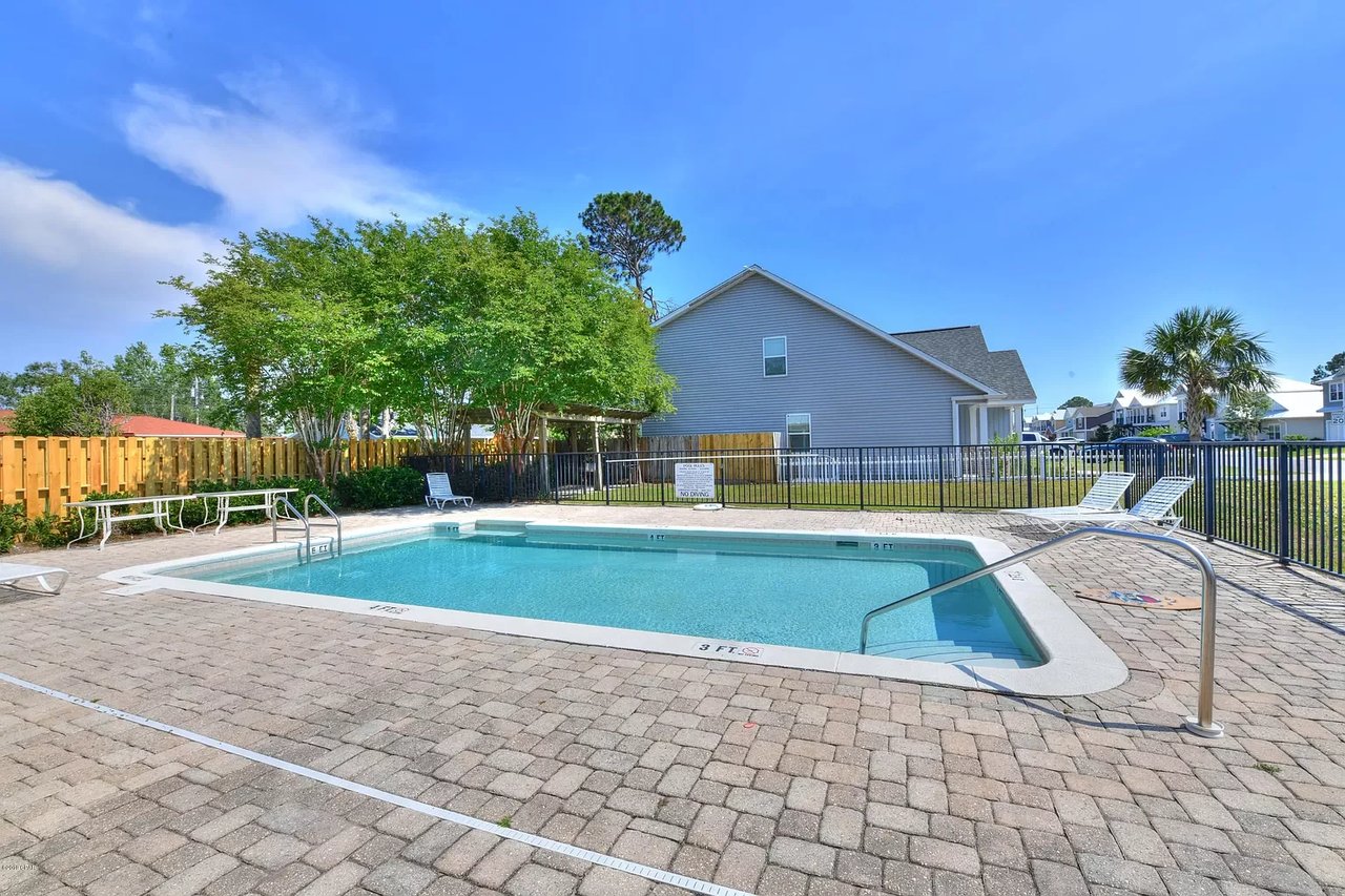 3715 Tiki Drive