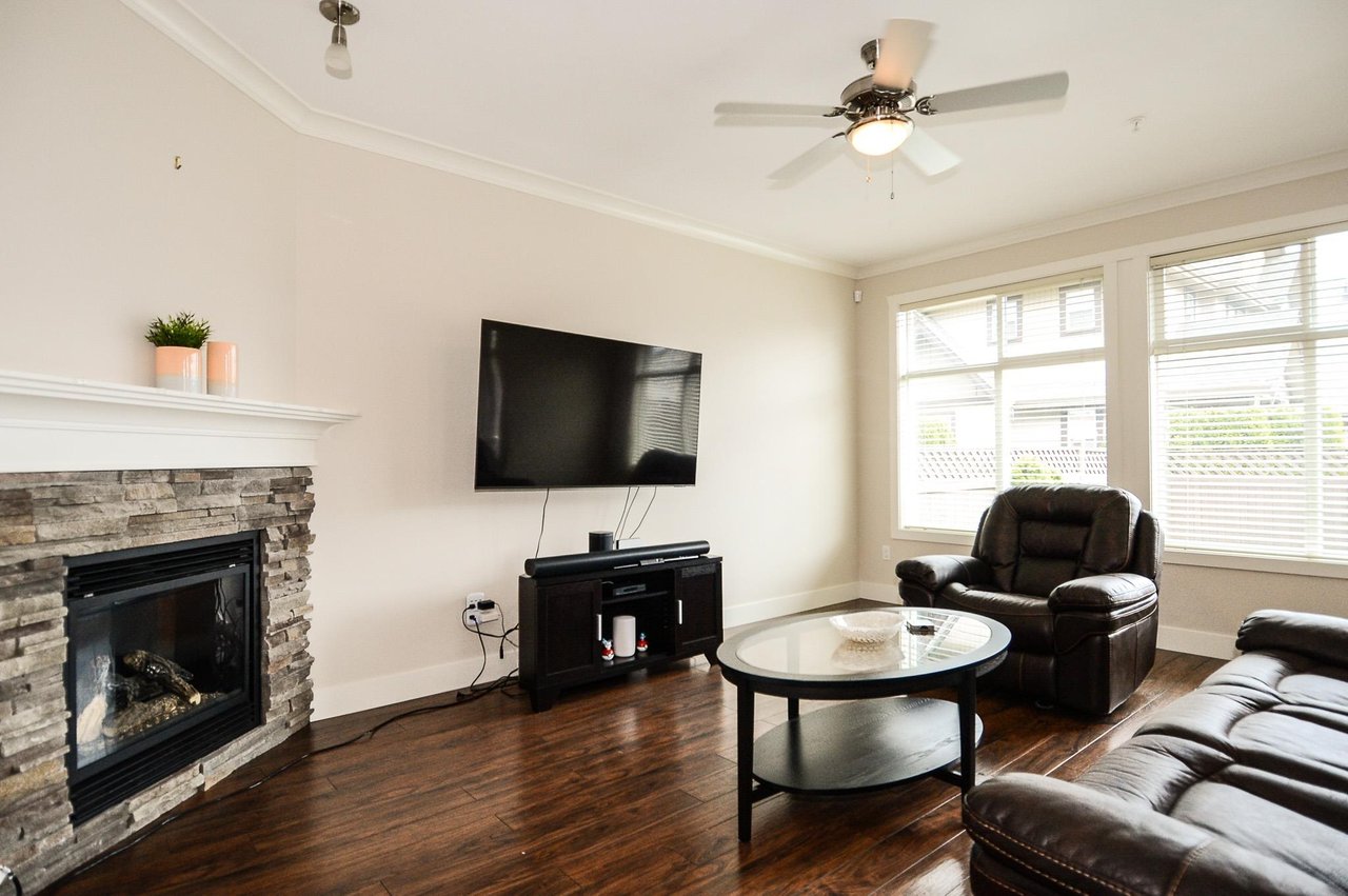 1-45762 Safflower Cres