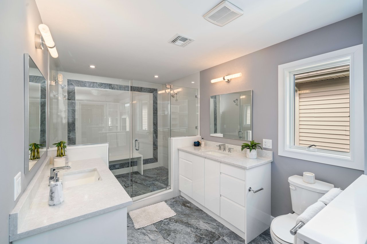 317 8th Street 2
