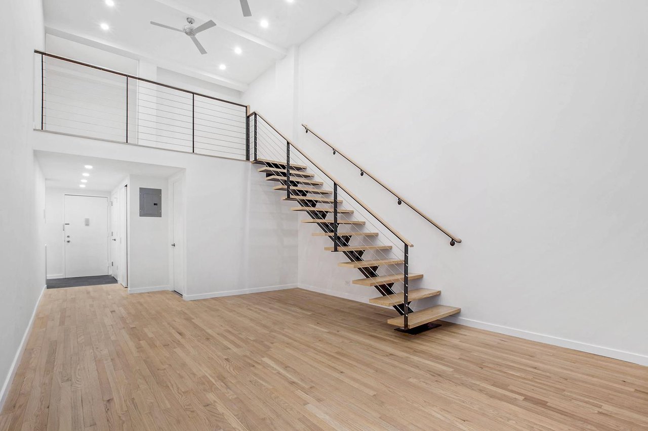 3 Hanover Square, Apt 2B