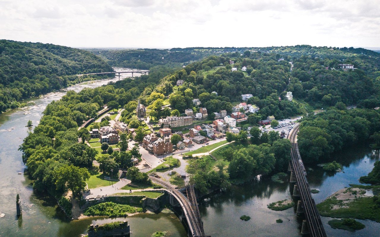 16 Tips for Relocating to a New Town