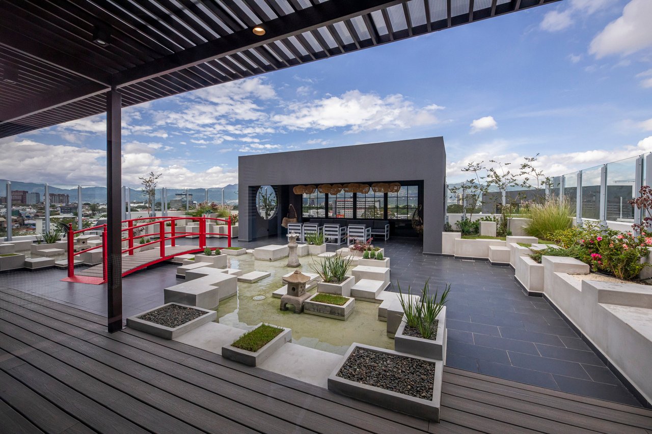Corner Penthouse Nucleo Sabana, San Jose