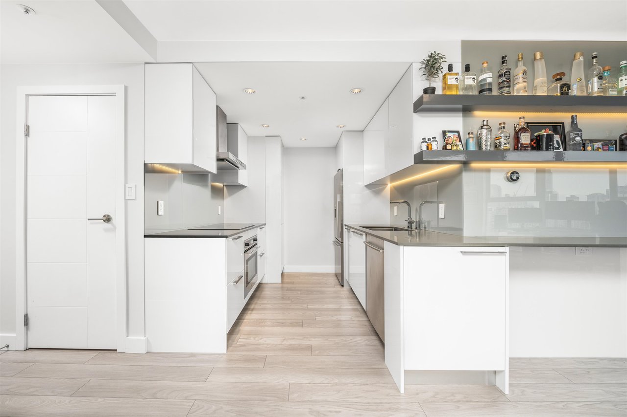 3202-1009 Expo Boulevard, Vancouver