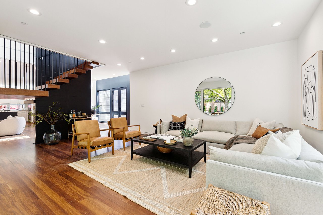 5 Fay Drive