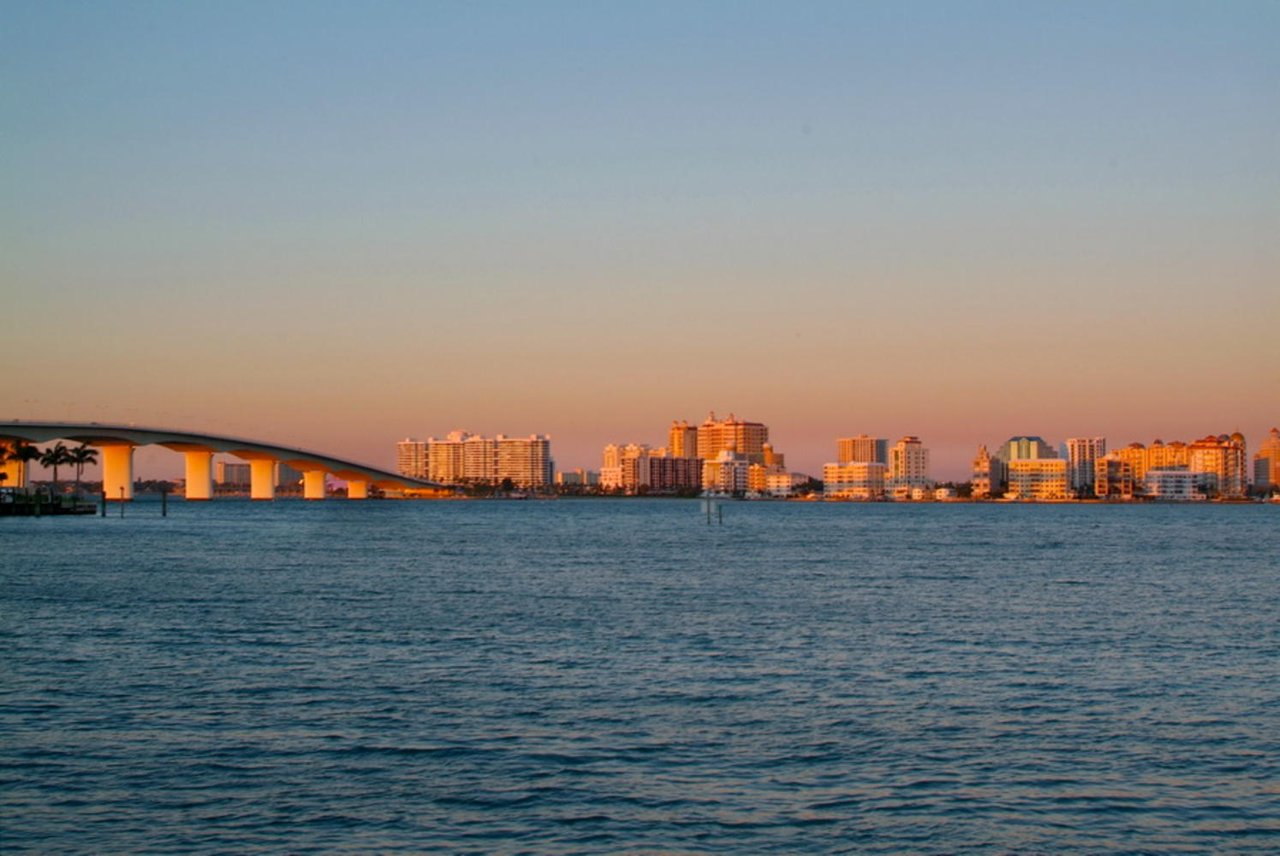 682 Mourning Dove Dr