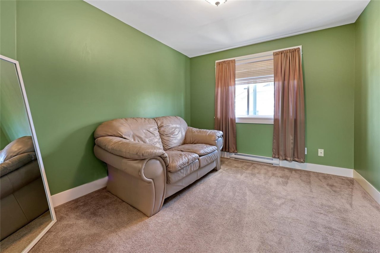 4138 Hatfield Rd
