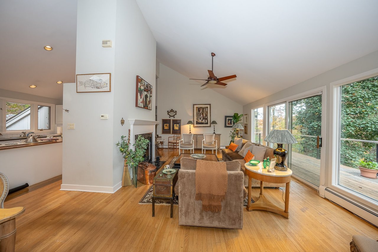 334 Malin Rd