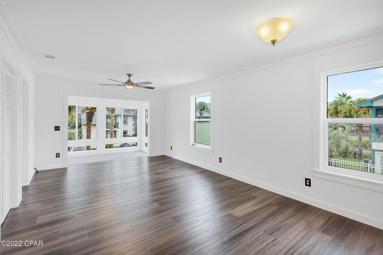 7813 N LAGOON Drive Unit 7C