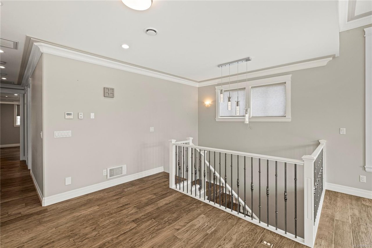 1210 Flint Ave, Langford