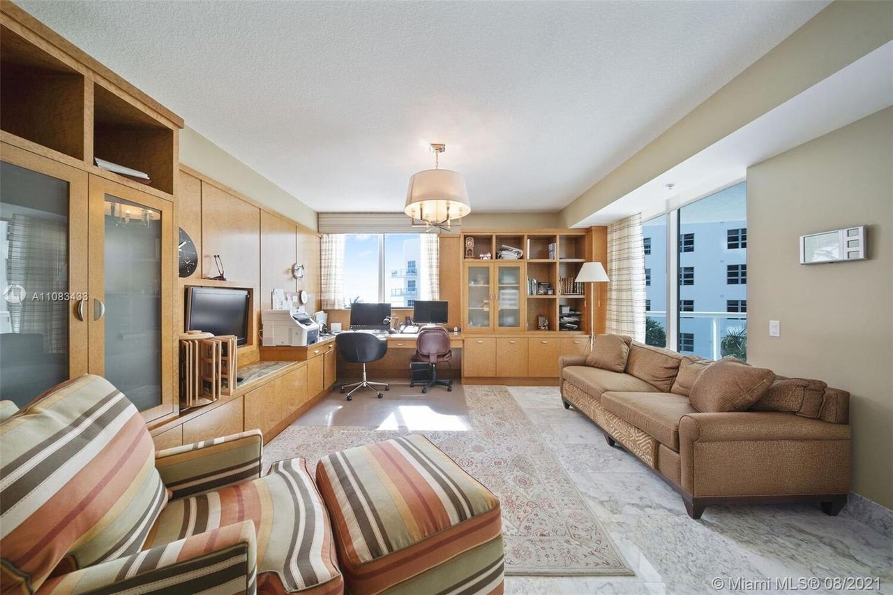 3801 Collins Ave, #501