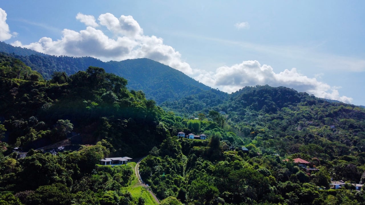 Surfer's Dream in Ojochal; 2 Bedrooms, 2 Bathrooms with Pool and River Access