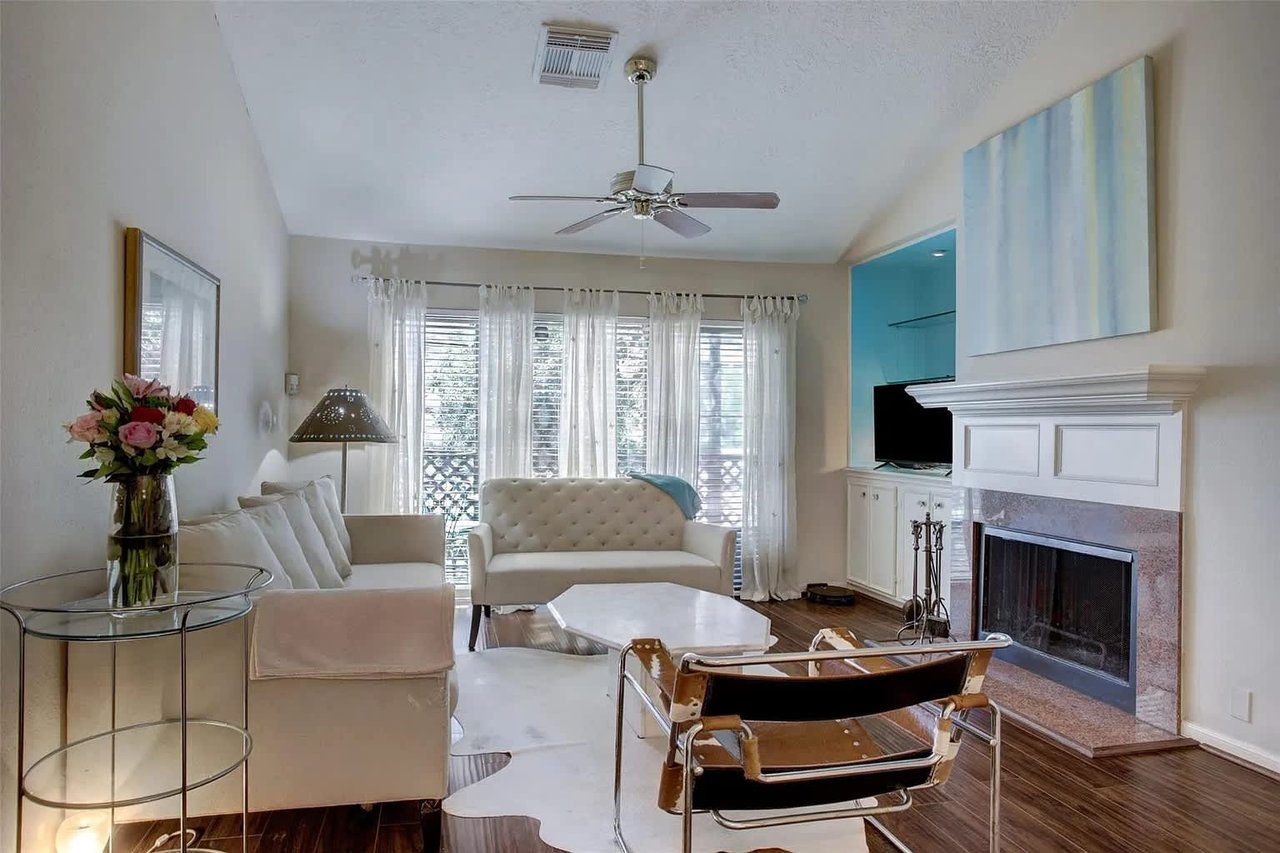 2829 Timmons Ln APT 120