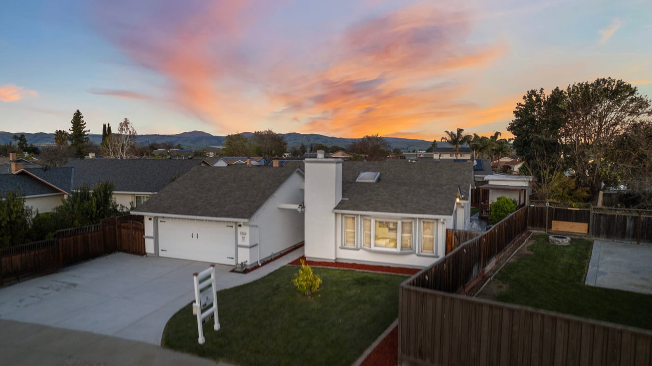 6044 Palm Springs CIR
