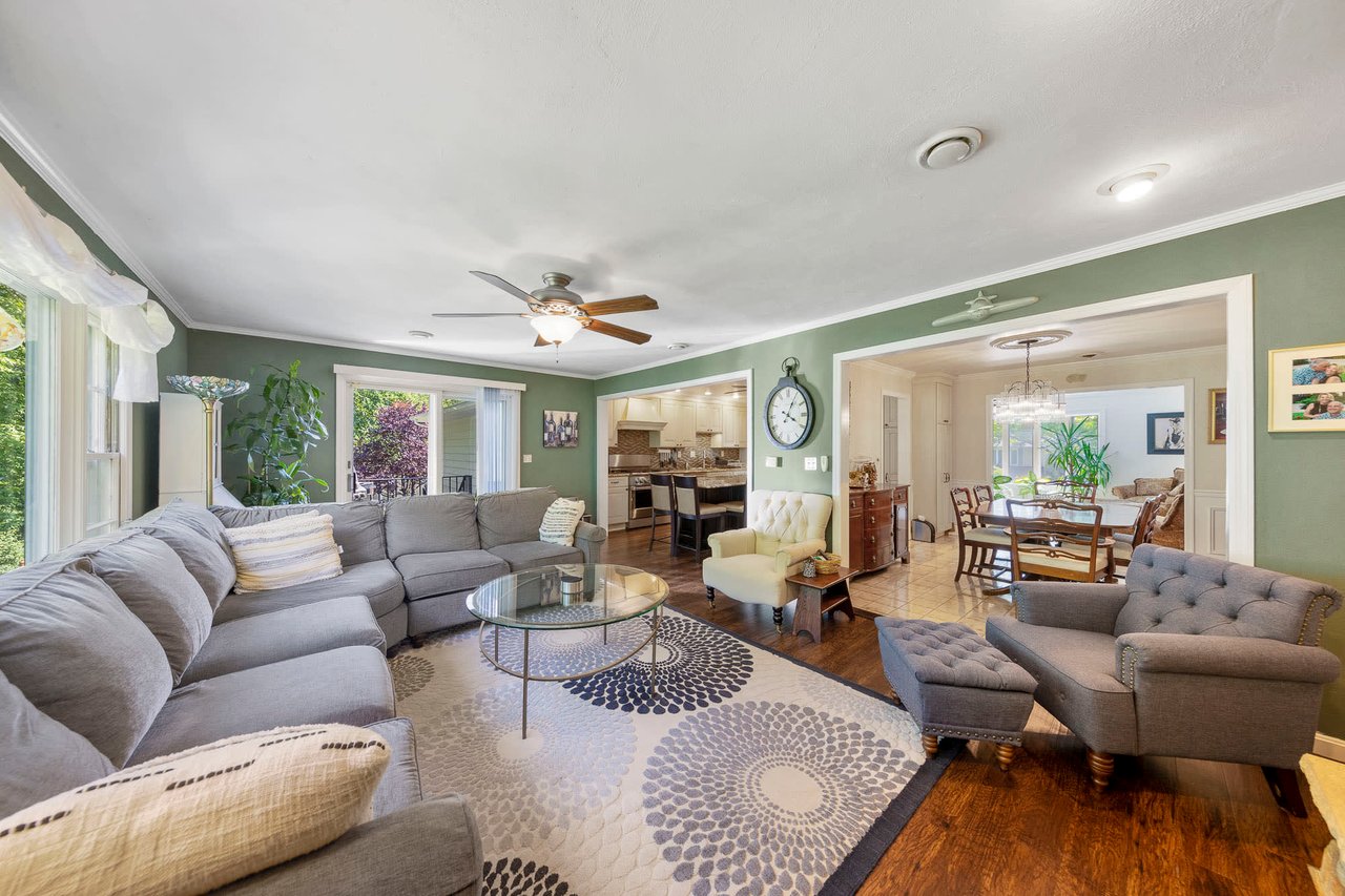 108 Brown Circle