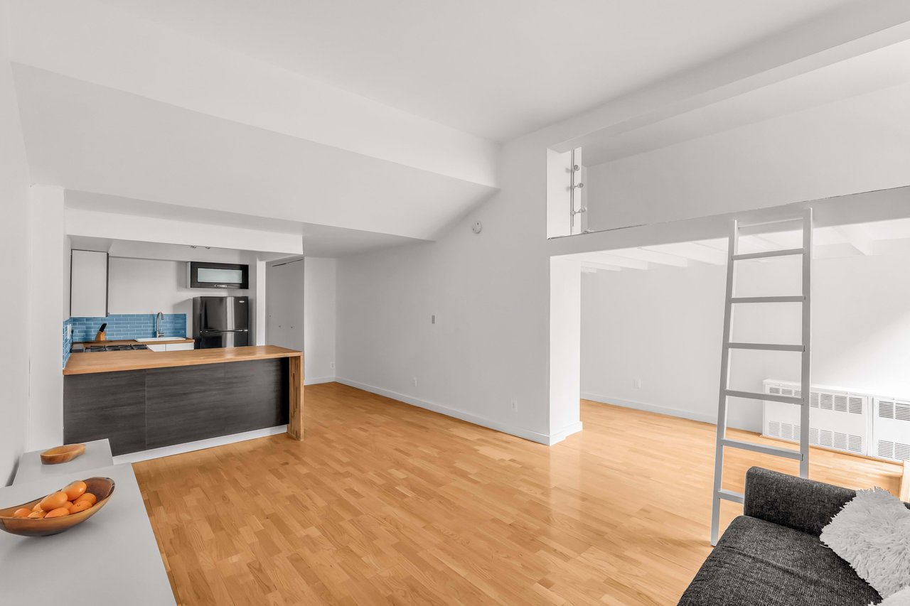 215 East 24th Street