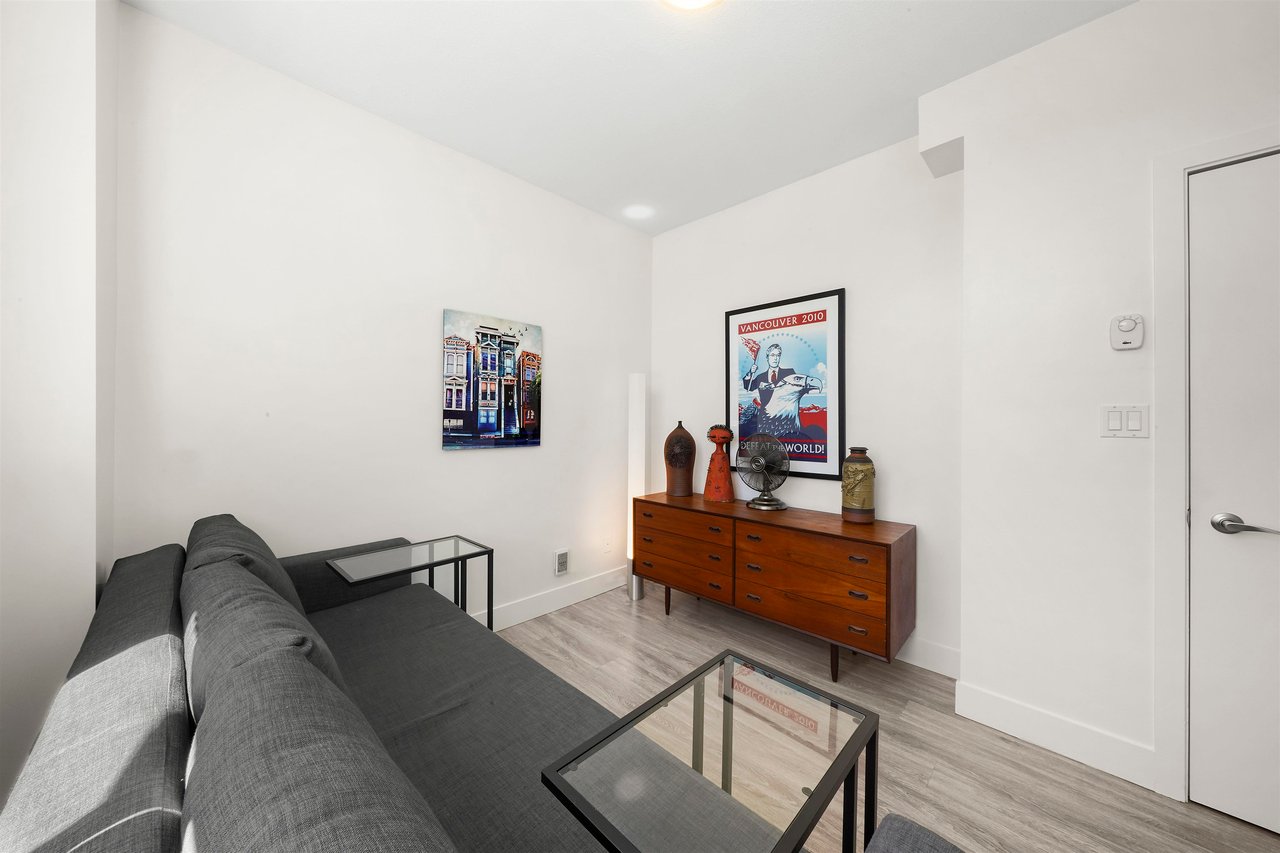 314-298 E 11th Ave