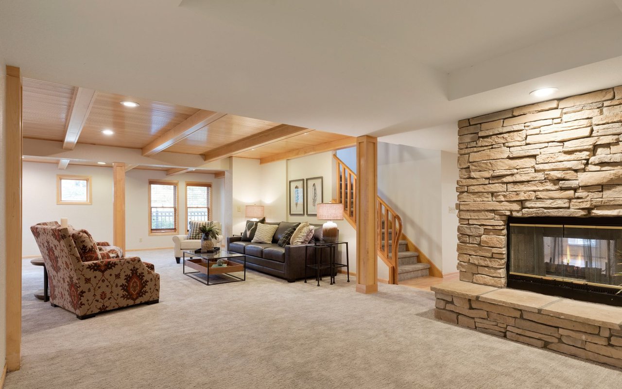 9928 Oak Shore Drive | Lakeville