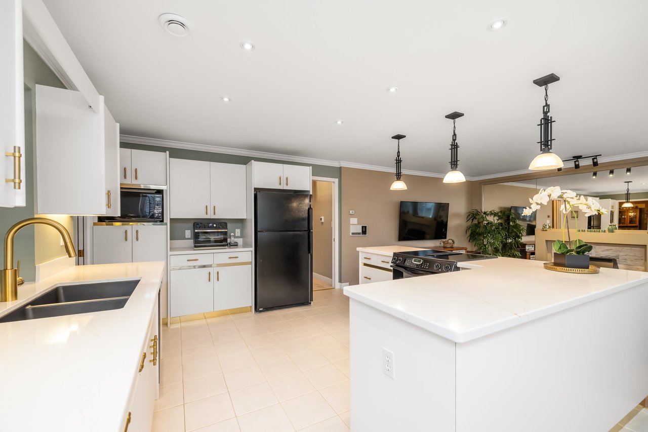 412 Balfour Dr