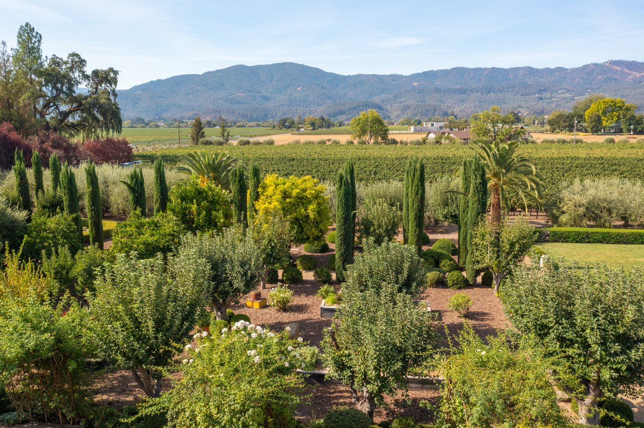 Mee Lane, St. Helena