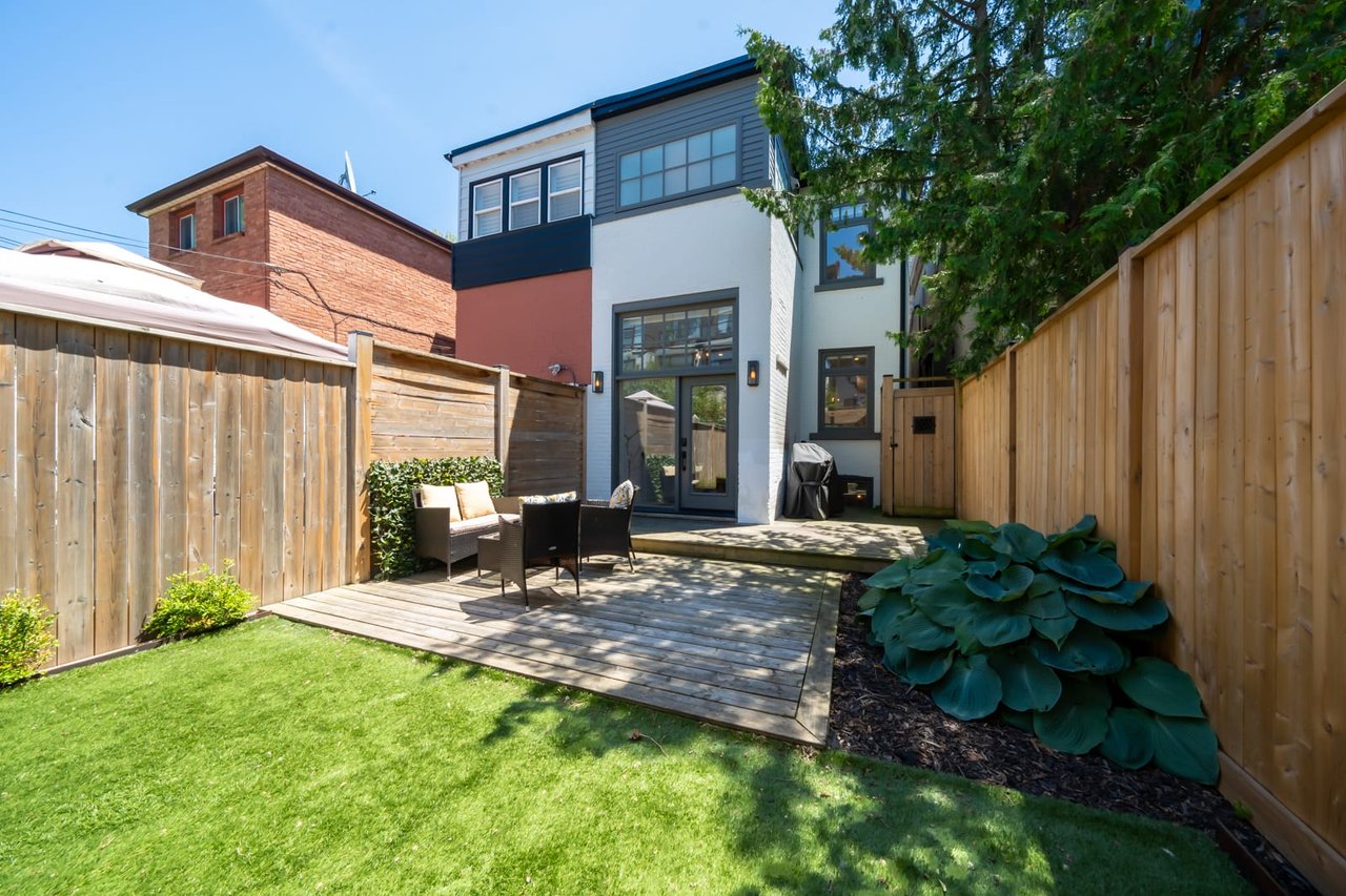 38 Richard Ave 