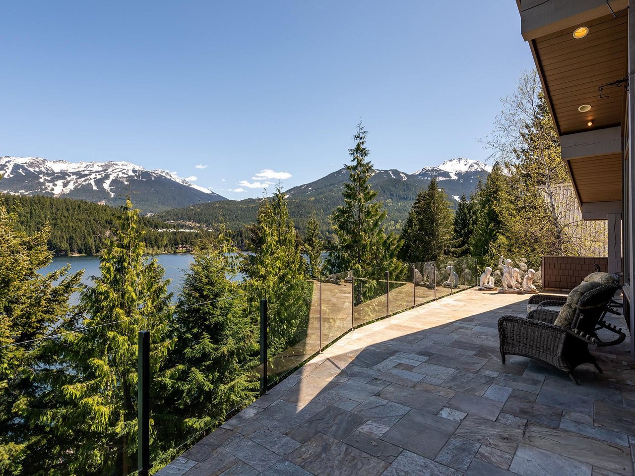 5698 Alta Lake Rd