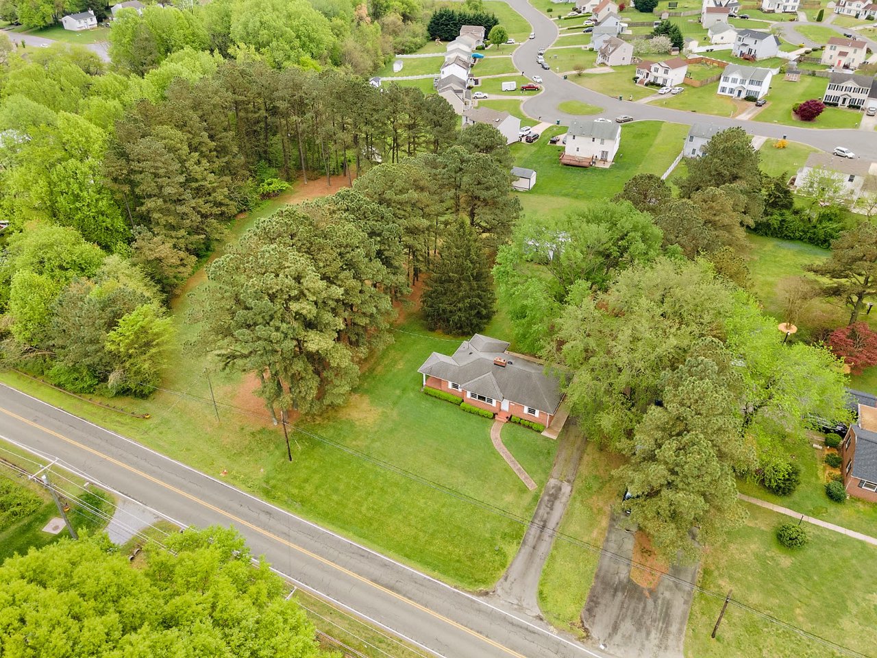 1127 Oakland Road