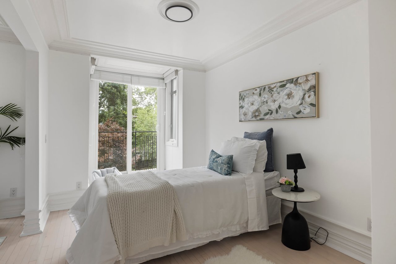 25 Gormley Ave