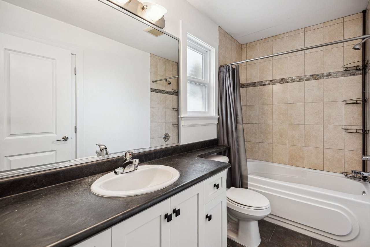 20307 98a Ave