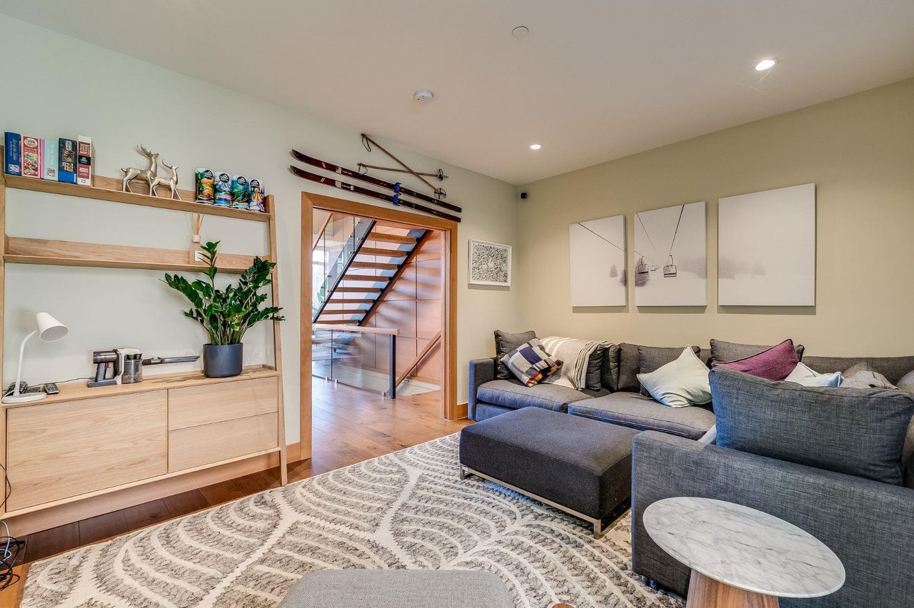 34-8400 Ashleigh Mcivor Dr