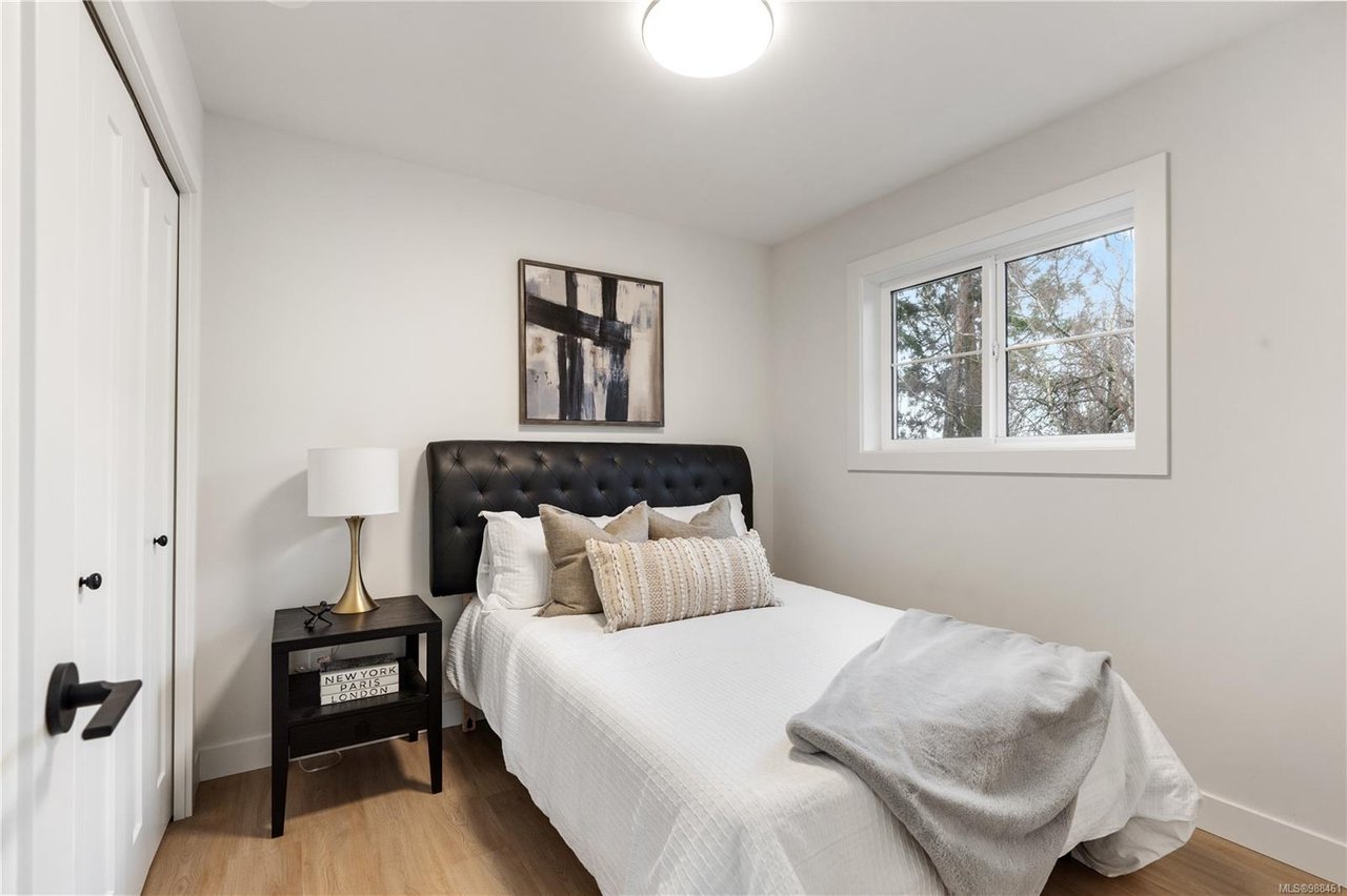 480 Grafton St, Esquimalt