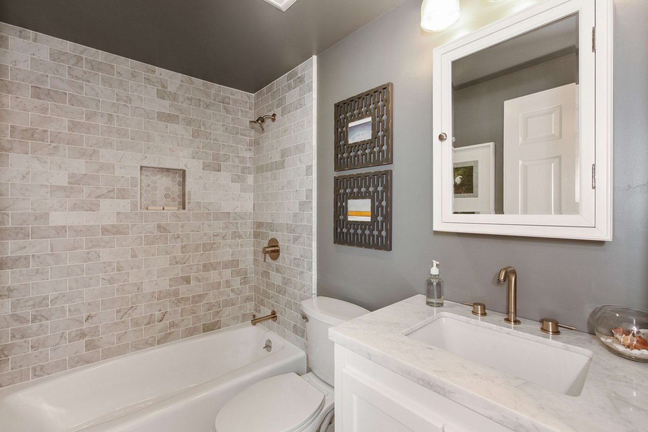 Amazing Hayes Valley Condominium