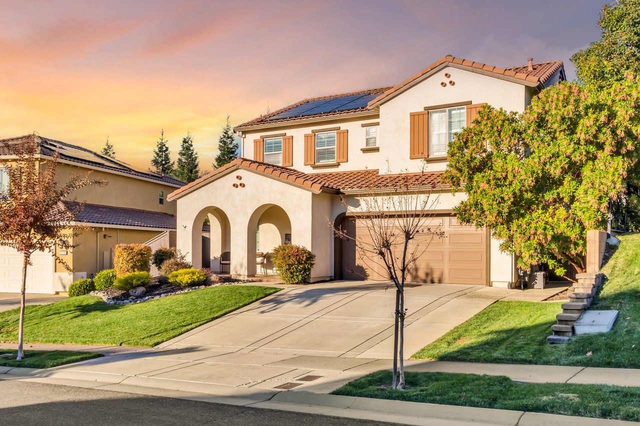 3123 Acorn Glen Way