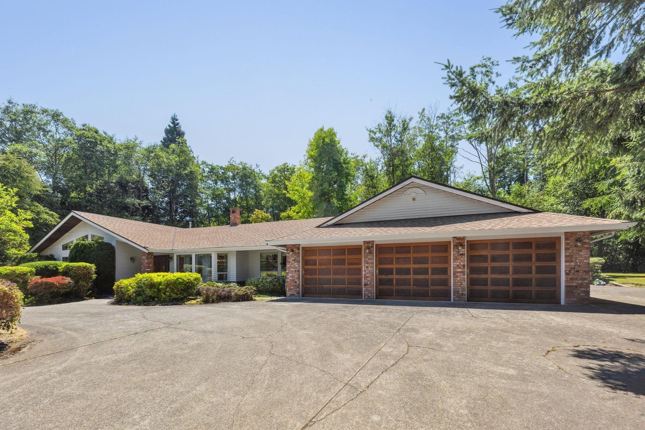 14324 25 Ave
