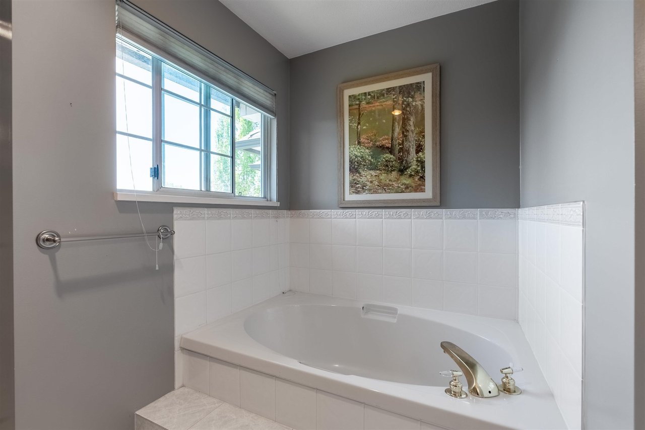 44-2615 Fortress Dr