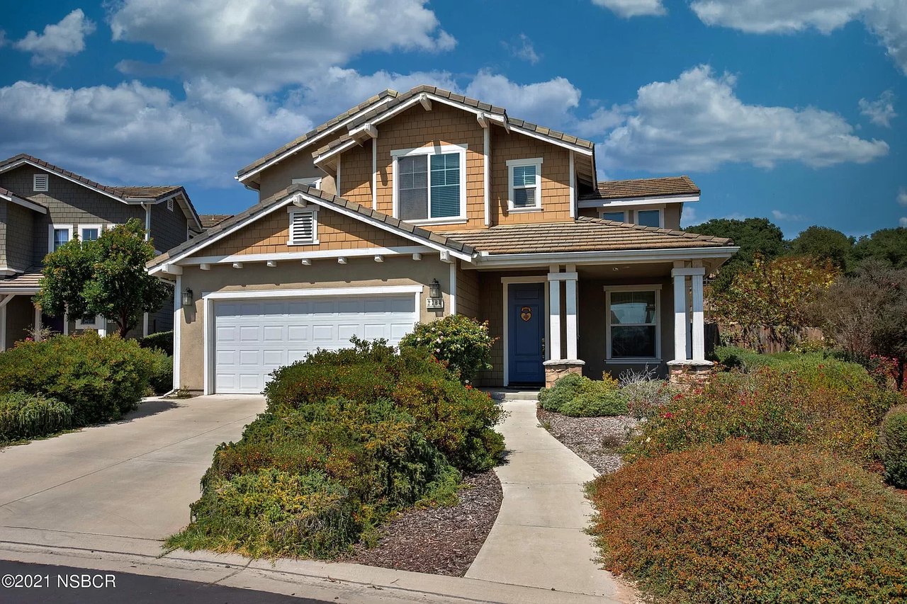 2760 Arbor View Ln