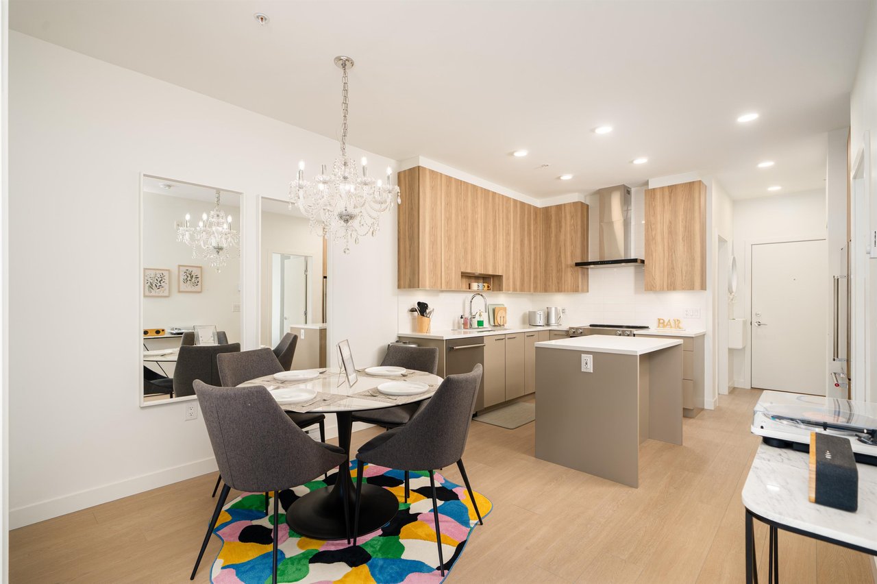 409-7588 16th St