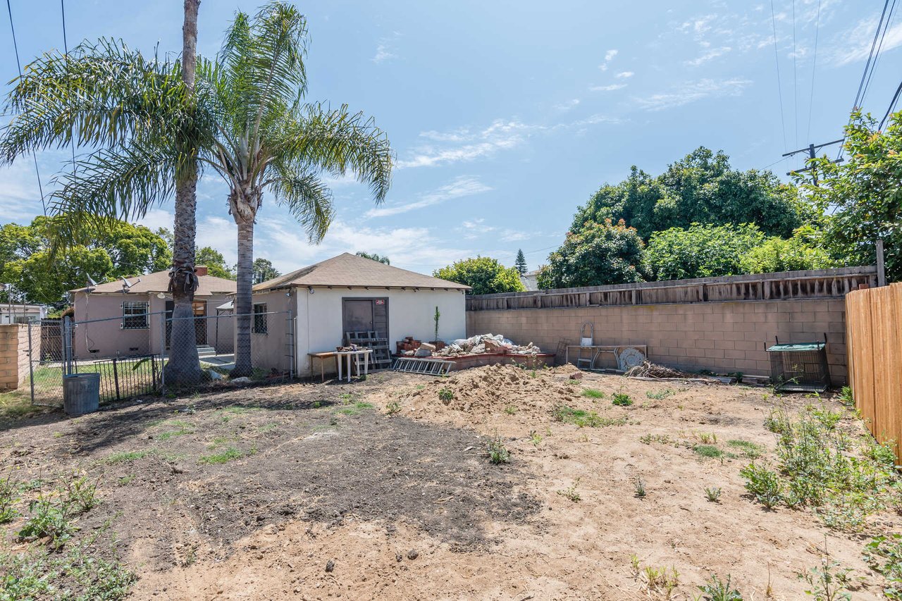 4403 Campbell Dr