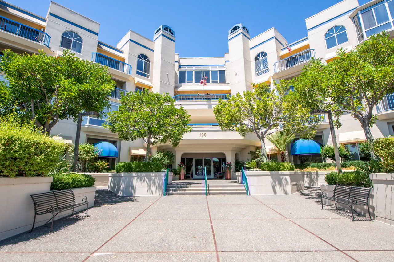 100 Thorndale Drive Unit: 122