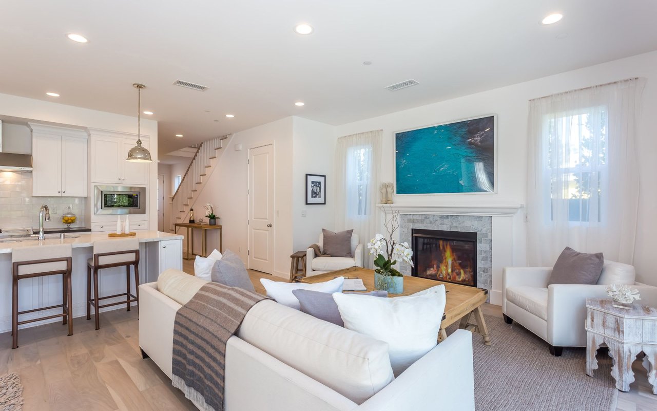 4404 GRAND VIEW