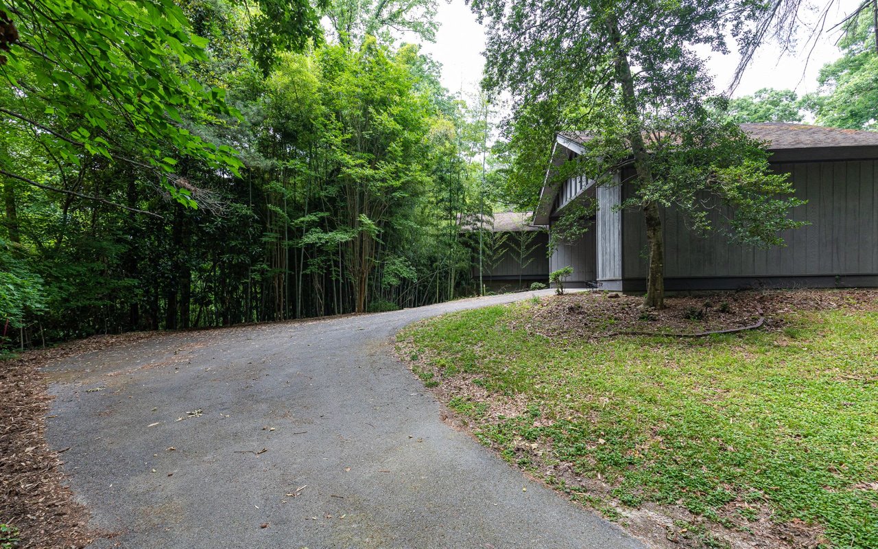 1165 W Garmon Road