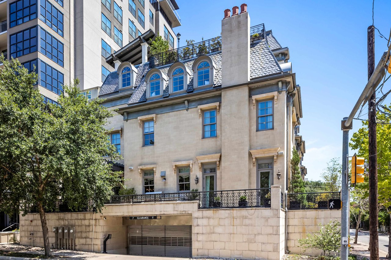 Parisian Townhouse in Dallas