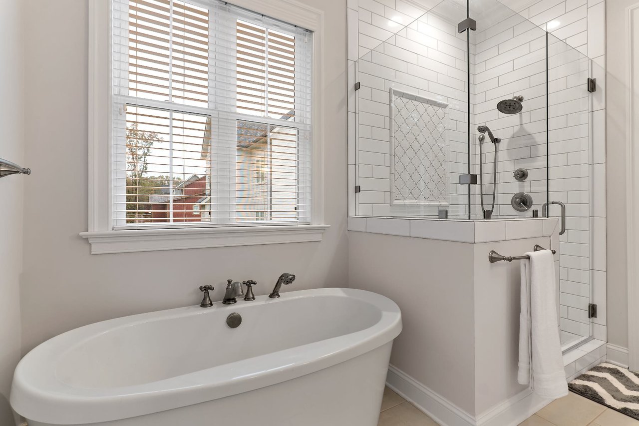 1400 Ascot Hill Terrace